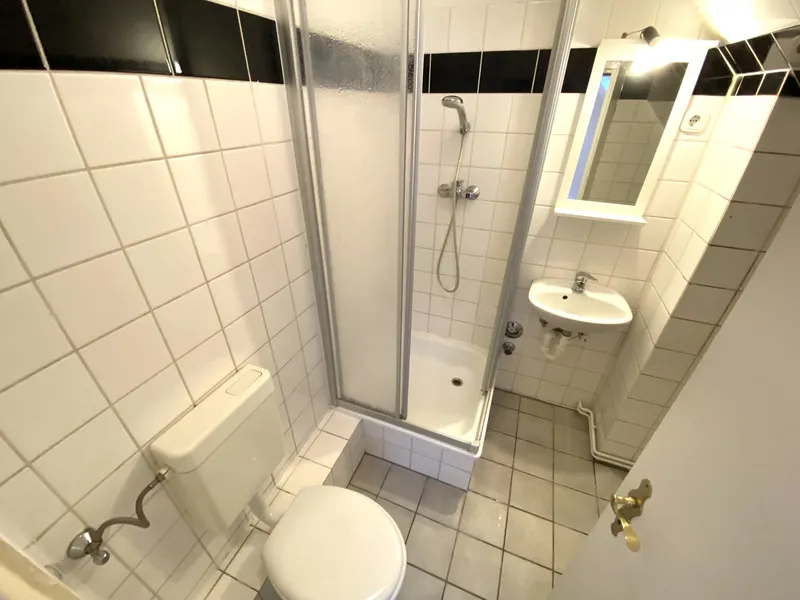 1-Zimmer-Apartment in Dachgeschoss - Berlin-Wedding - U-Bahn Pankstr. — photo 1